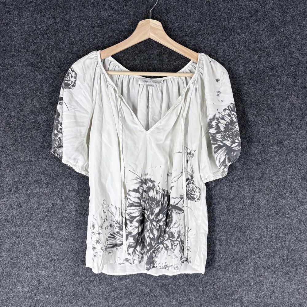 Fifteen Twenty Blouse Women S Small White Floral V-Neck Tasseled Short Sleeve